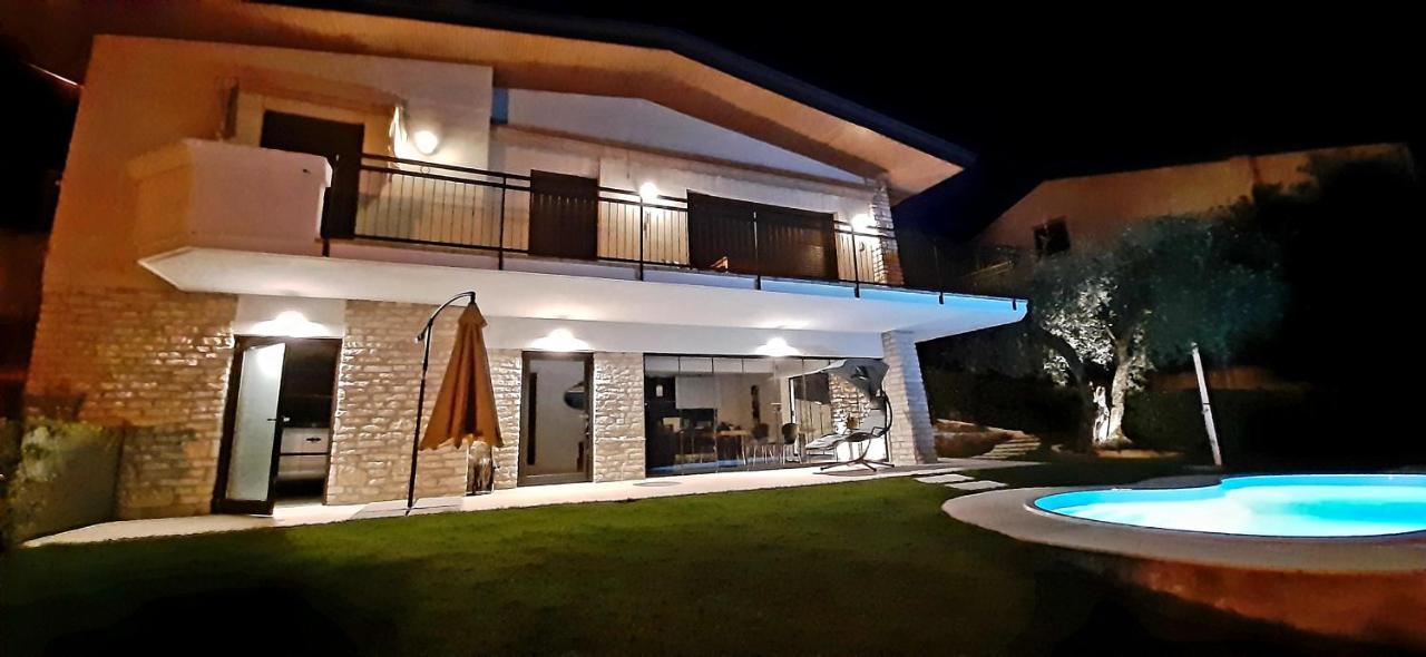 Villa Mimosa-Con Piscina E Vista Lago Brenzone sul Garda Εξωτερικό φωτογραφία
